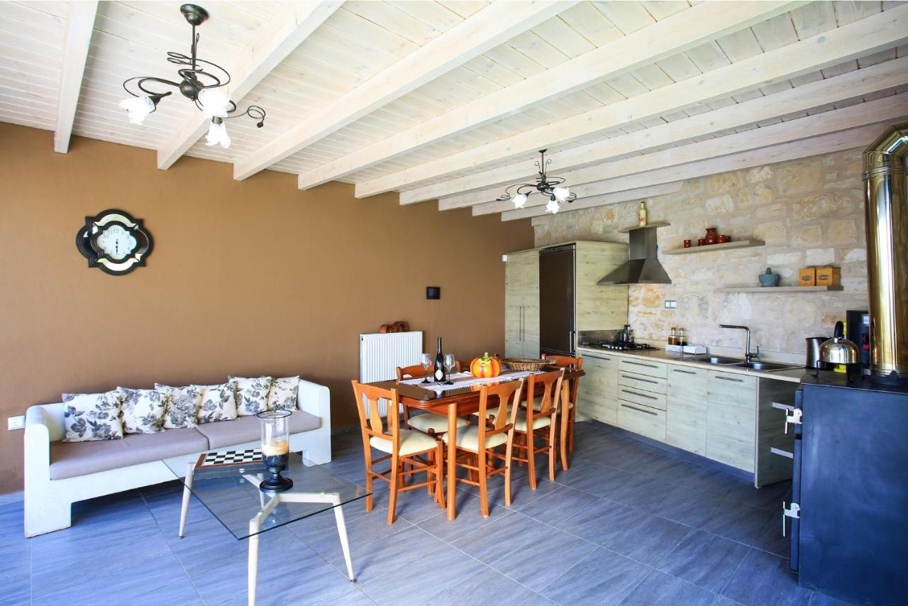 Design Villa Nicol - Heated Pool - Summer Kitchen Heraklion  Екстер'єр фото